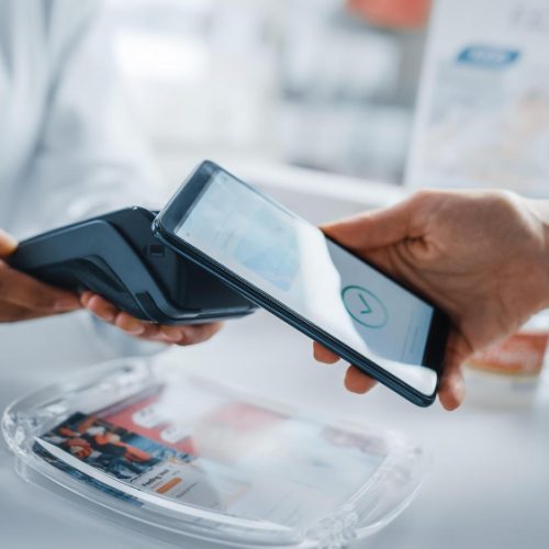 Eczanelerde Hızlı Ödeme Sistemlerinin Önemi